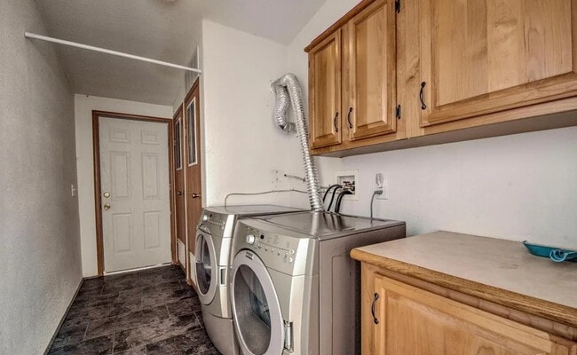 Photo - 492 Kimmes Ln