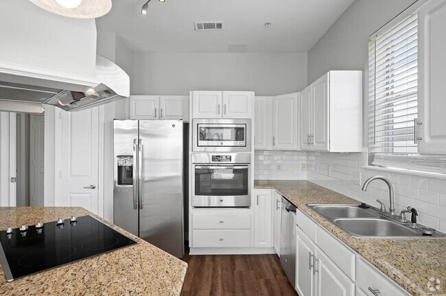 Building Photo - Calais Midtown Rental