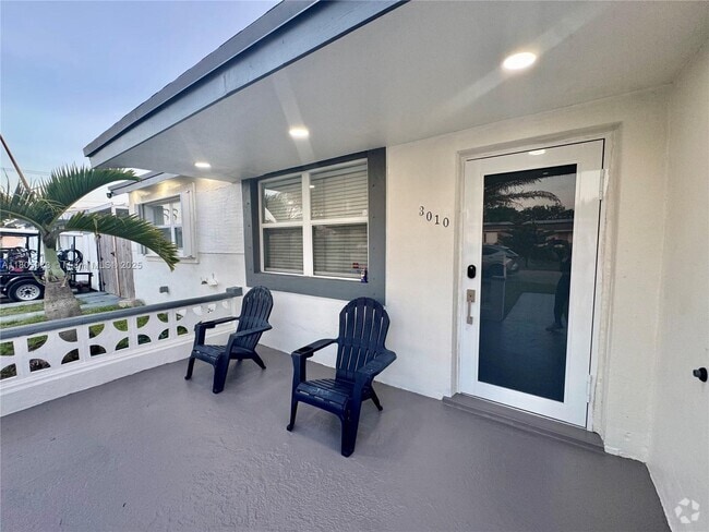 Building Photo - 3010 N 73rd Ave Rental