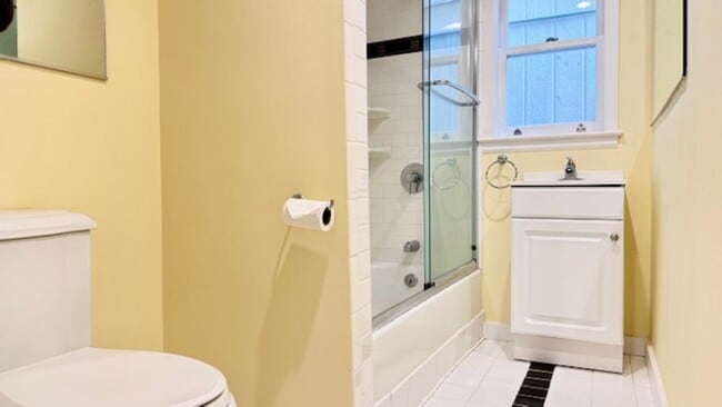 Photo - LT14MAIN Unit LT14871A