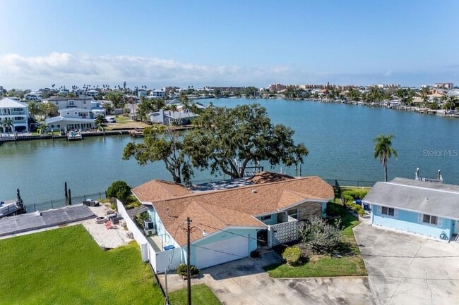 Photo - 16114 5th St E