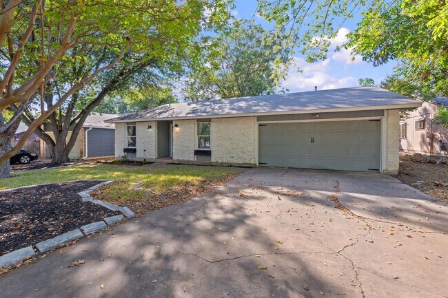 Photo - 609 Blackberry Dr