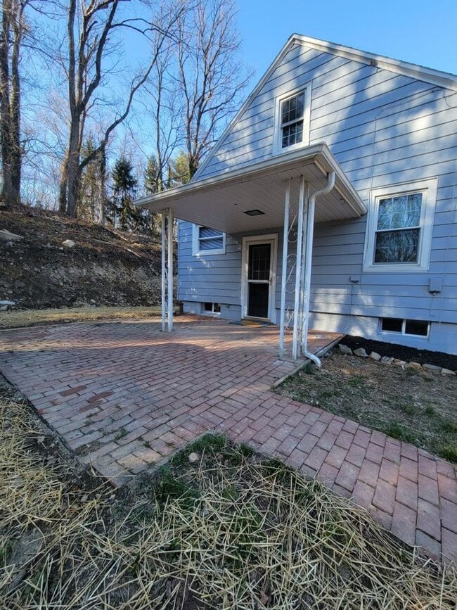 Photo - 2660 Sheridan Rd