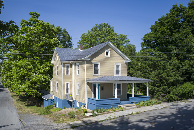 Photo - 116 Hess Ave House