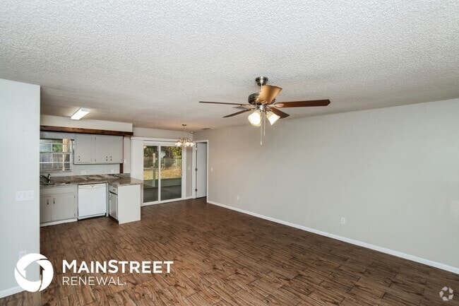 Building Photo - 461 Truvall St SW Rental