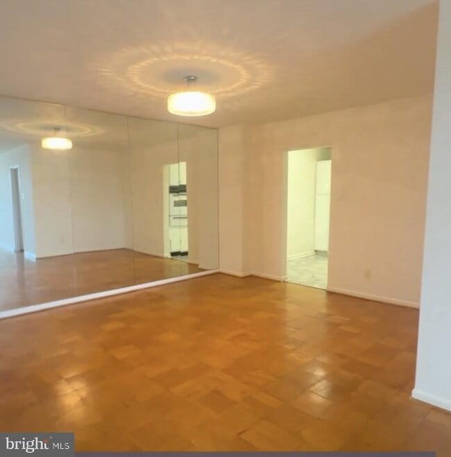 Photo - 5101 River Rd Unit 1103