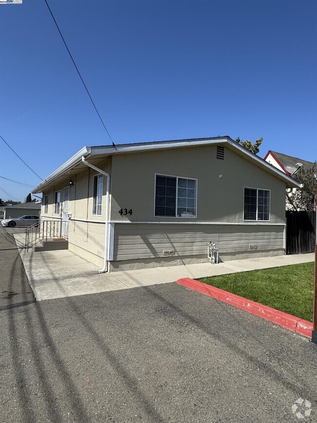 Building Photo - 763 Blossom Way Rental