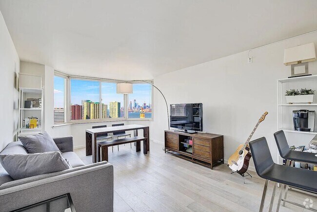 Building Photo - 1 2nd St Unit 2410 Rental