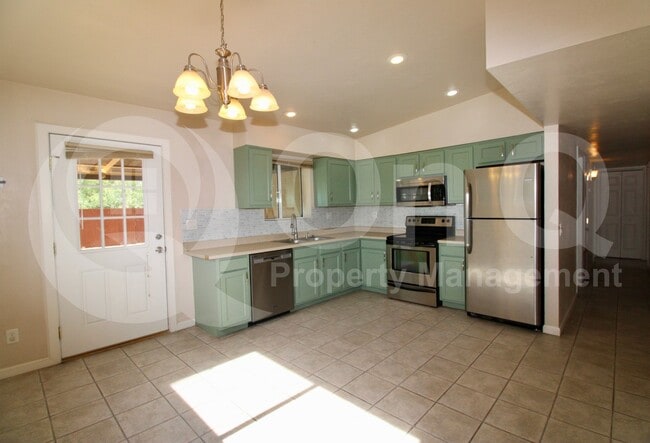 Photo - 4043 E Deseret Dr