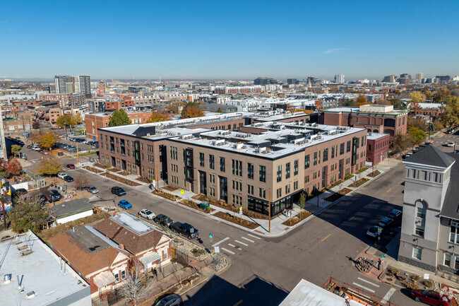 Aerial - Edmond Curtis Park Rental