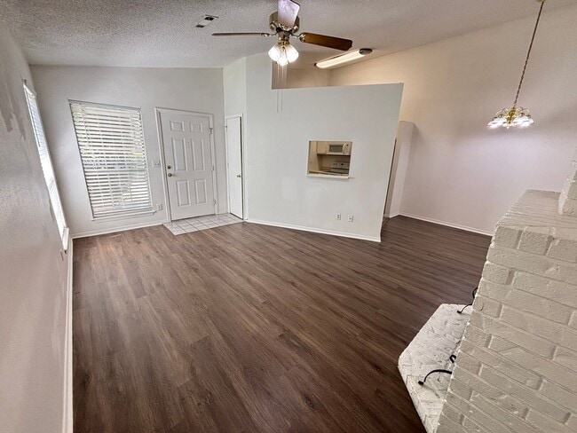 Photo - 1712 N Noelle Ave