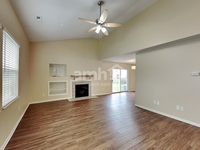 Photo - 2571 Allegro Ln