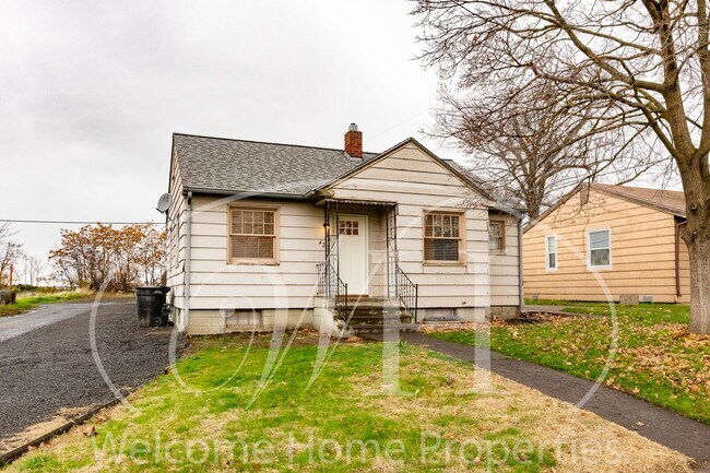 Photo - 427 E Pine St Unit 427 Pine, A