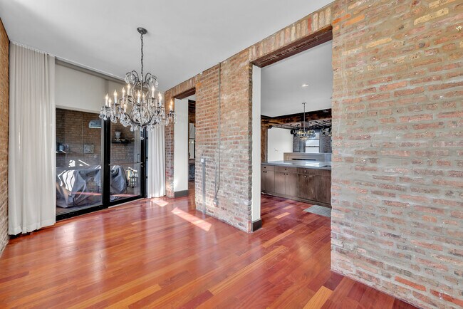 Photo - 2419 W 14th St