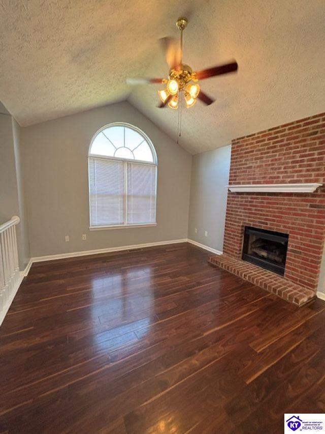 Photo - 210 Scarlet Ave
