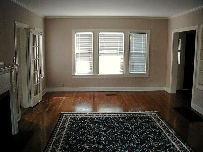 Photo - 2038 Lexington St