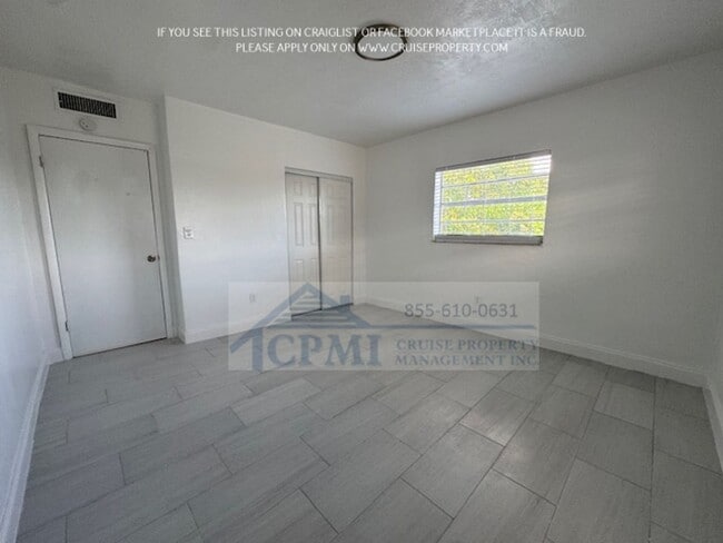 Photo - 3720 SW 59 Ave Davie, FL 33314