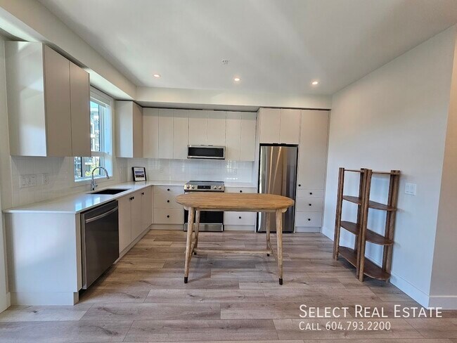 Photo - 45511 Campus Dr Unit 313