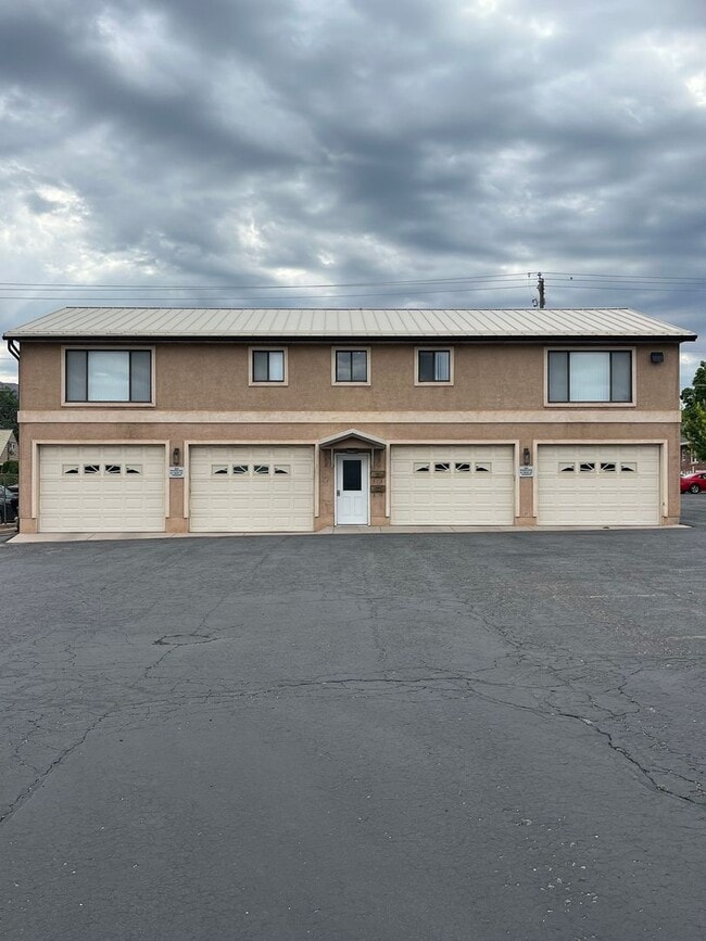 2 Bedroom - 1 bath apartment - 2 Bedroom - 1 bath apartment