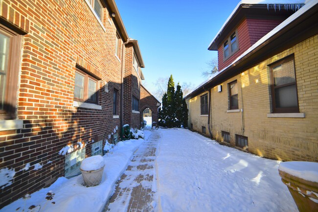 Photo - 4421 N Cramer St