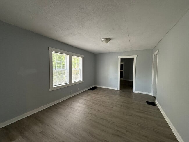 Photo - 3420 N Denny St
