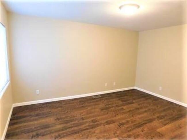 Photo - 1109 Austin Dr