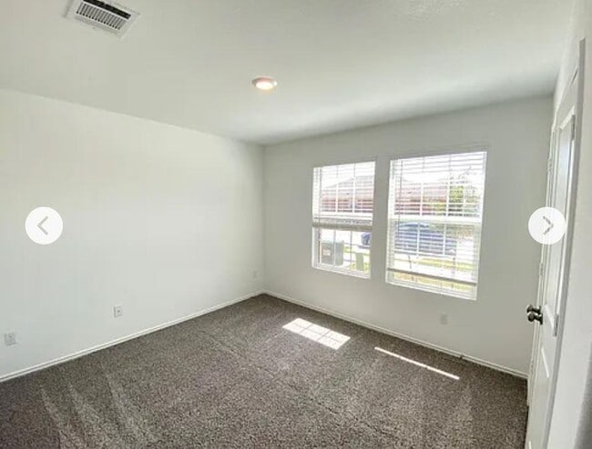 Photo - 212 Montego St