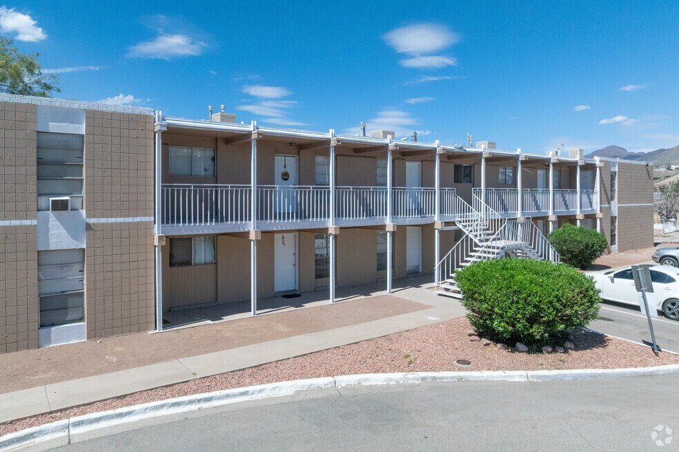 Carousel Plaza Apartments