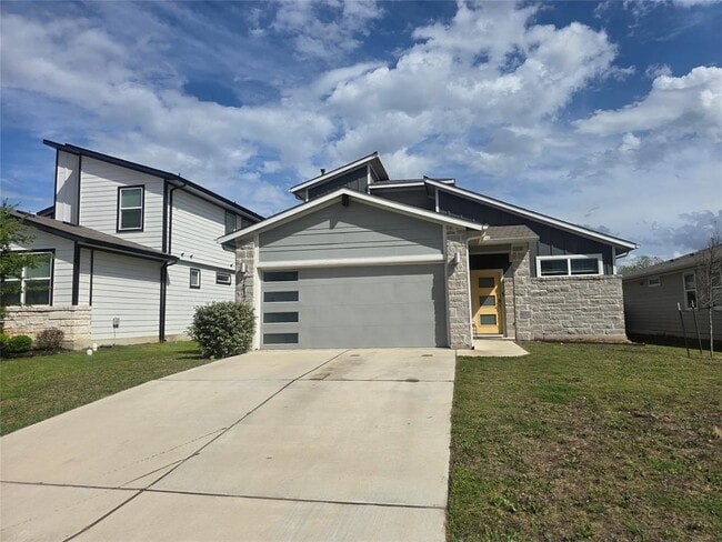 Building Photo - 7517 Smallwood Dr