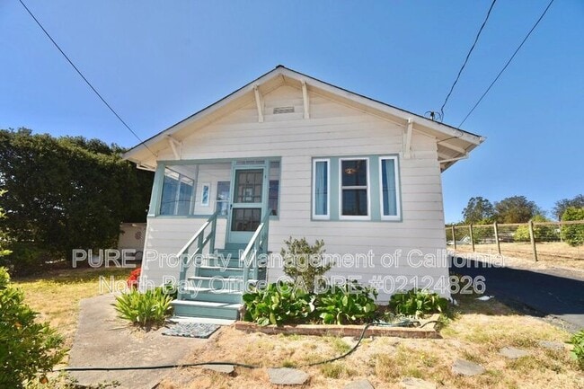 Photo - 1345 Eastman Ln