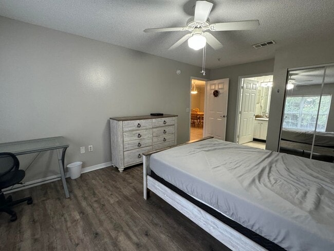 Photo - 4276 Calinda Ln