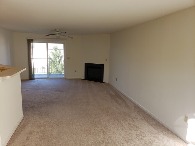 Photo - 140 Cardinal Ln