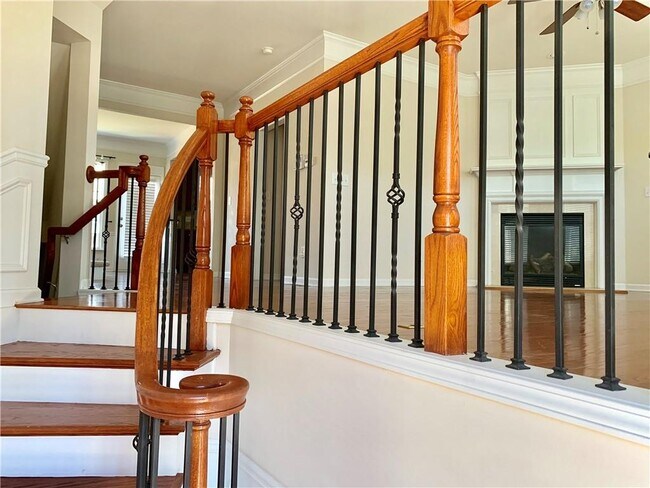 Photo - 1707 Wehunt Ln