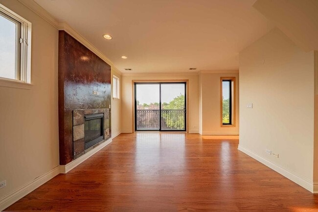 Photo - 3123 W Washington Blvd Unit 3