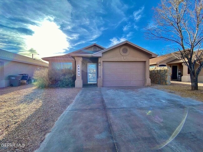 Photo - 4609 Joseph Rodriguez Dr