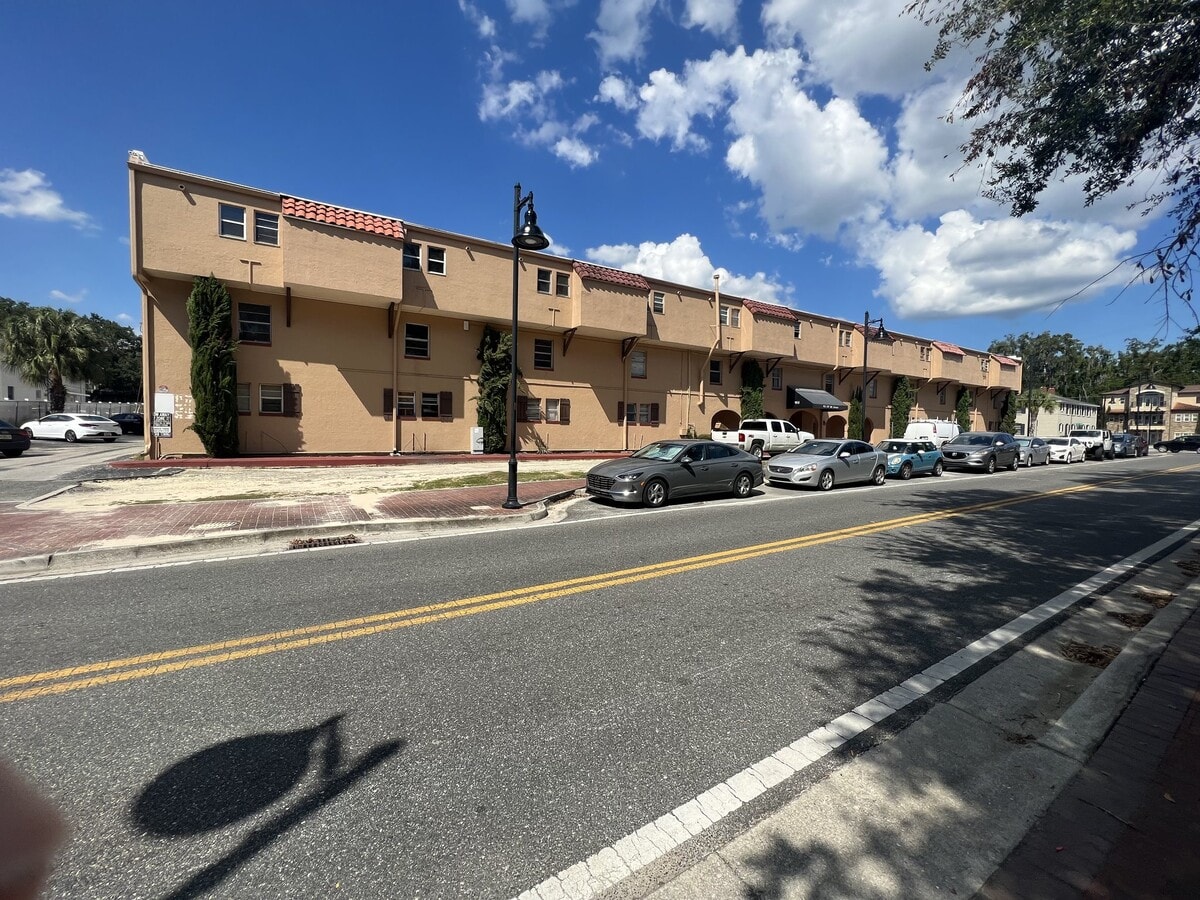Photo - 914 SW 8th Ave