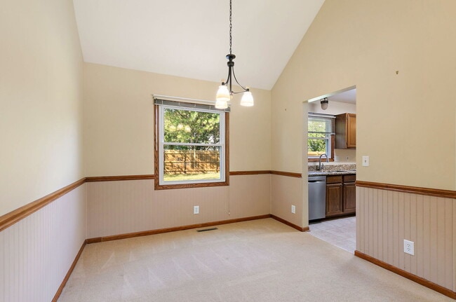 Photo - 764 Covington Cir House