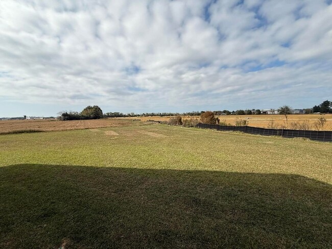 Photo - Four Bedroom/Two Bath - Summerdale