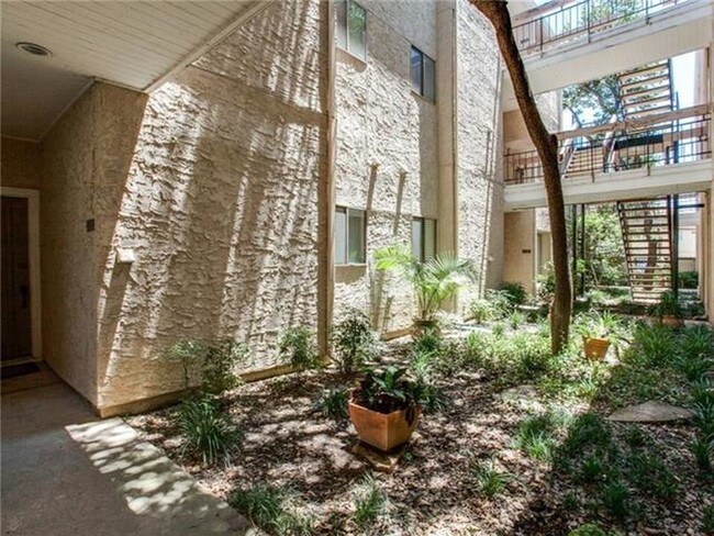 Photo - 5550 Spring Valley Rd Unit A 15