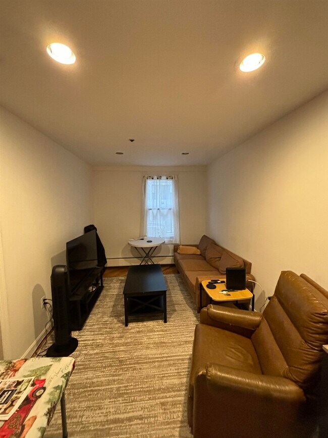 Photo - 409 1st St Unit A