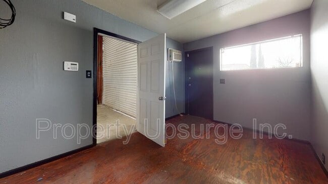 Photo - 6200 Stainless Way