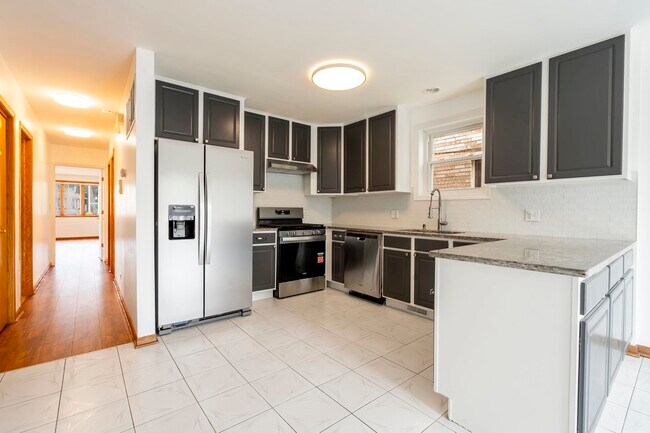 Photo - 4101 N Dickinson Ave