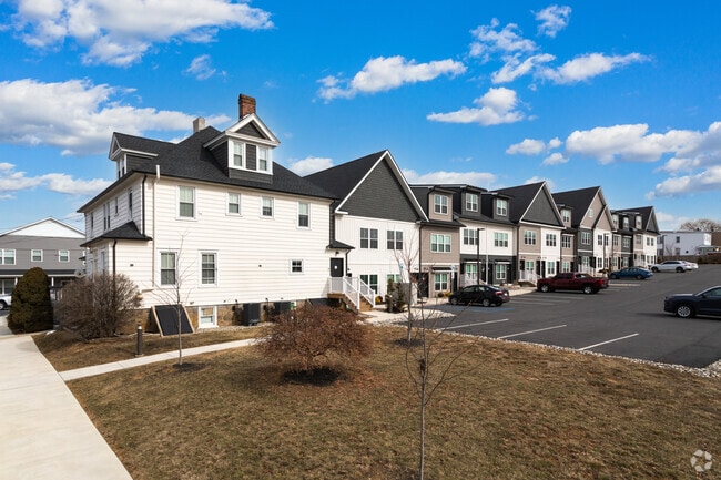 Photo - Saucon Pointe