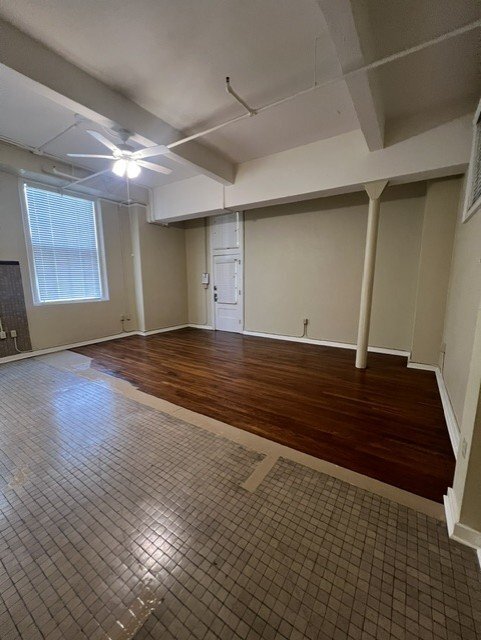 Building Photo - 1401 Scott St Unit 301