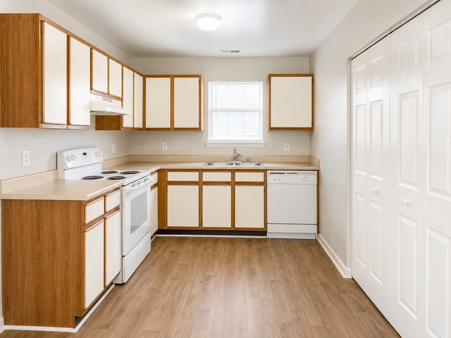 Photo - Mill Creek Apartments Unit 1704 - 7