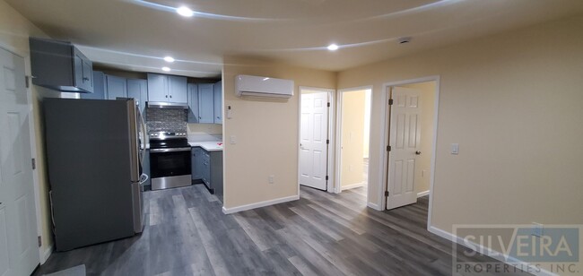 Newly Built 2 Bedroom Unit - Newly Built 2 Bedroom Unit Casa