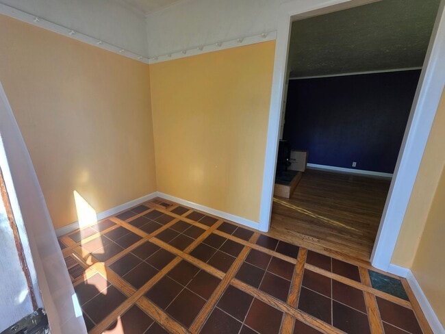 Photo - 1551 Sunrise Dr