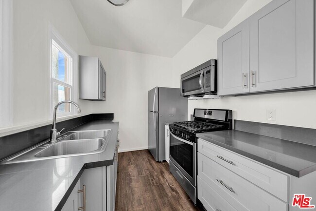 Photo - 3209 Descanso Dr Unit 32