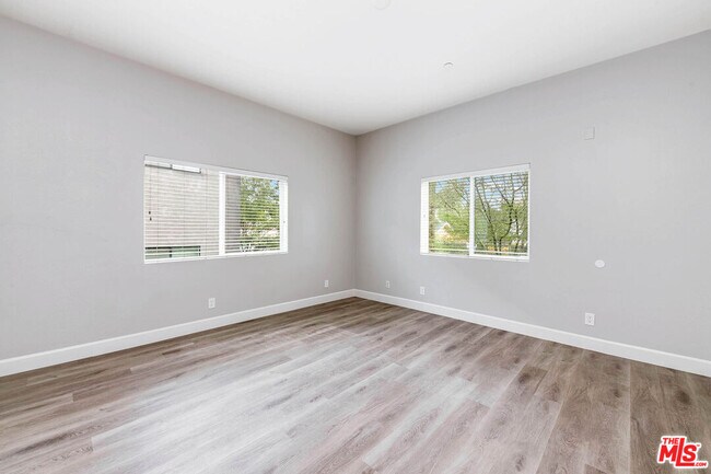 Photo - 14735 Friar St Unit 105