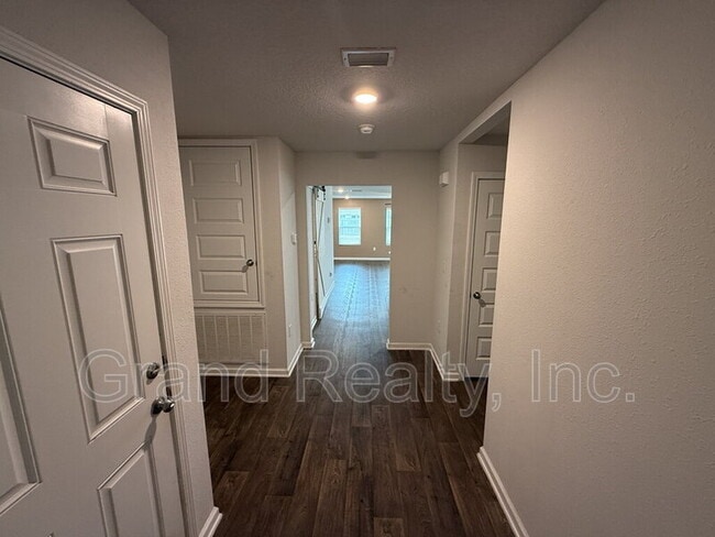 Photo - 5638 Tristan Ct